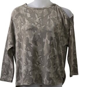 Camo Long Sleeve Top Women's XL Slouc Soft Girl Raw Edge Neck Cabincore KaiTeigh